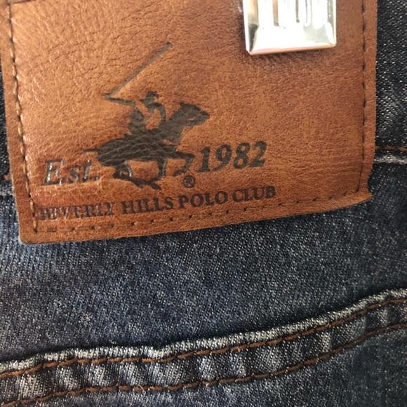 Jeans - Picture 4 of 5